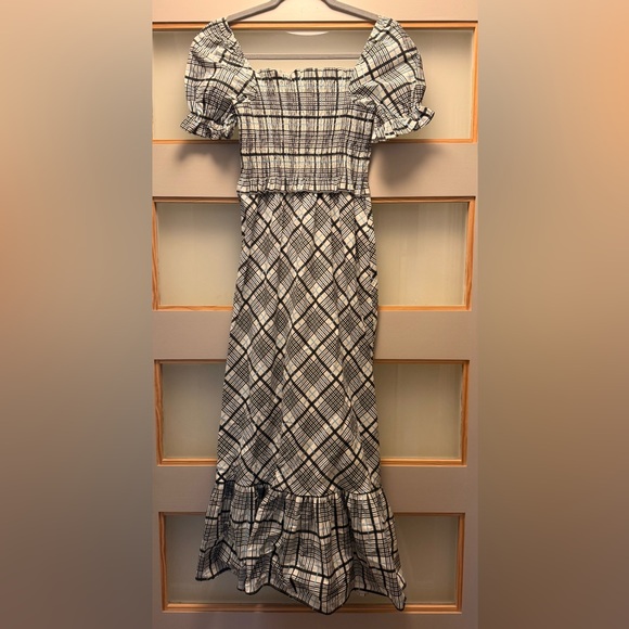 Plaid Off-Shoulder Maxi Dress - Picture 1 of 4